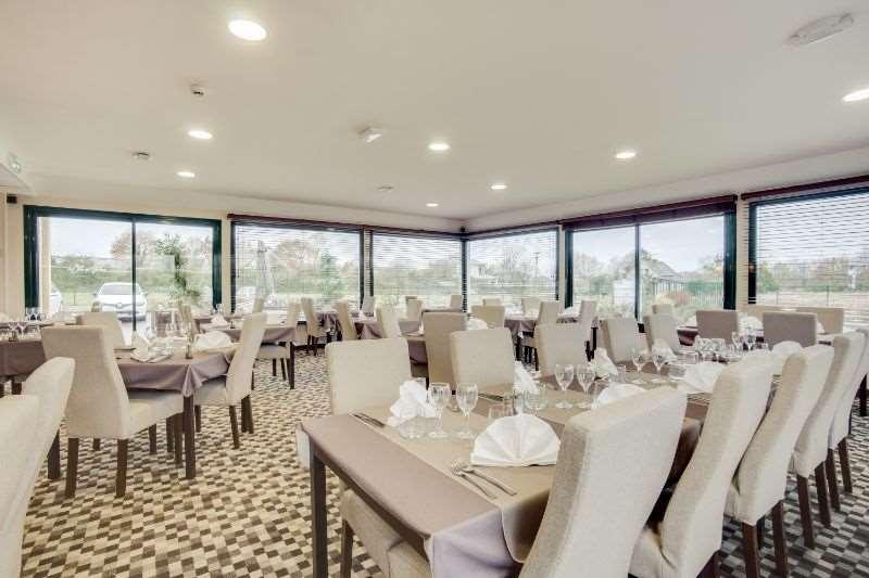 Brit Hotel De La Cote Des Havres Lessay Ristorante foto